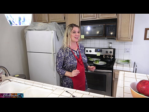 ❤️ Stepmom milking anjeunna di dapur saméméh tanggal na video bangsat di urang% su.sexafinkarasskaz.ru% ☑